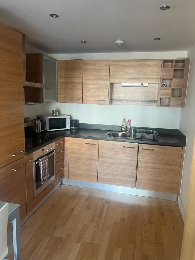 Clarance Docks Apartment Λιντς Εξωτερικό φωτογραφία